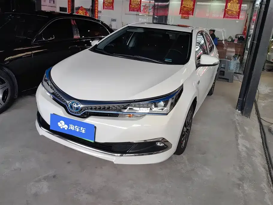 Toyota Corolla Hybrid 2021 из CN, фото 1