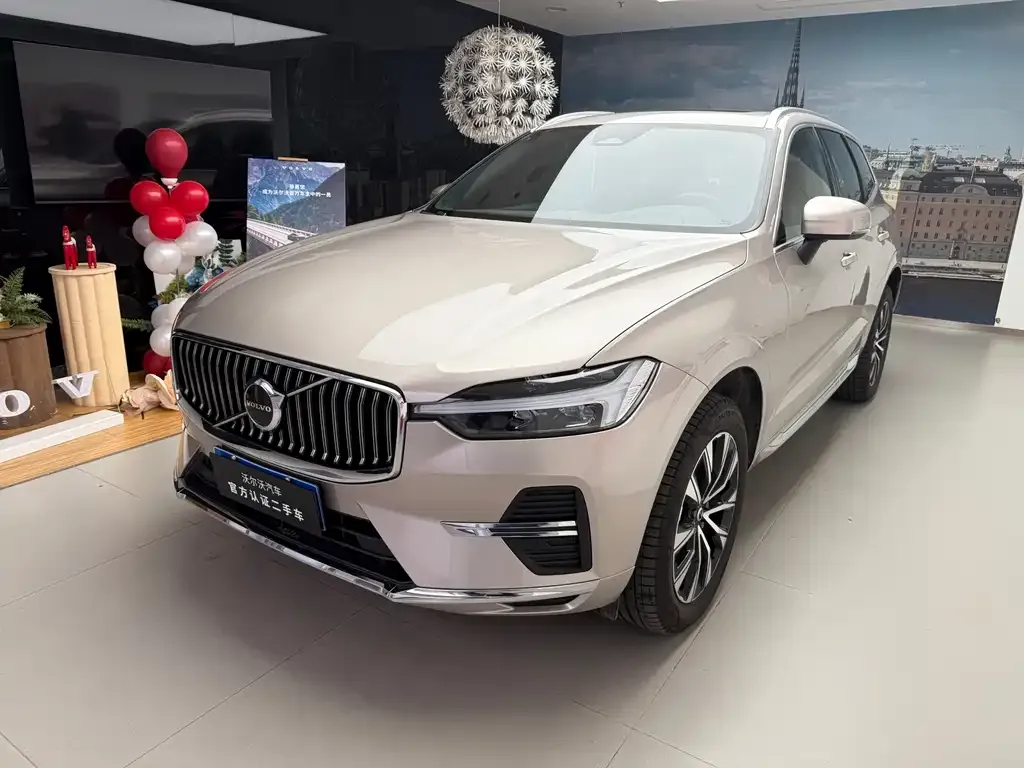 Volvo XC60 2025 из CN, фото 1