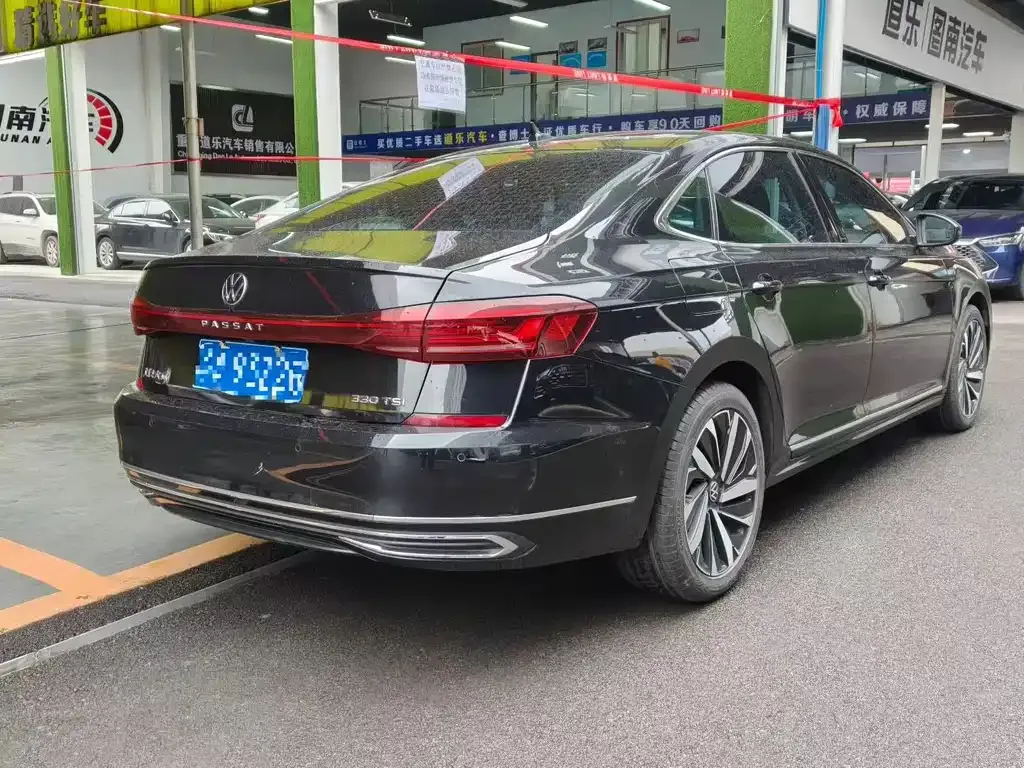 Volkswagen Passat 2022 из CN, фото 7