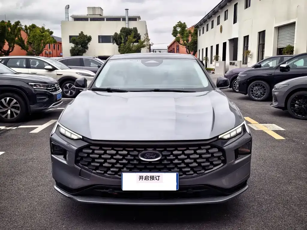 Ford Mondeo 2022 из CN, фото 1