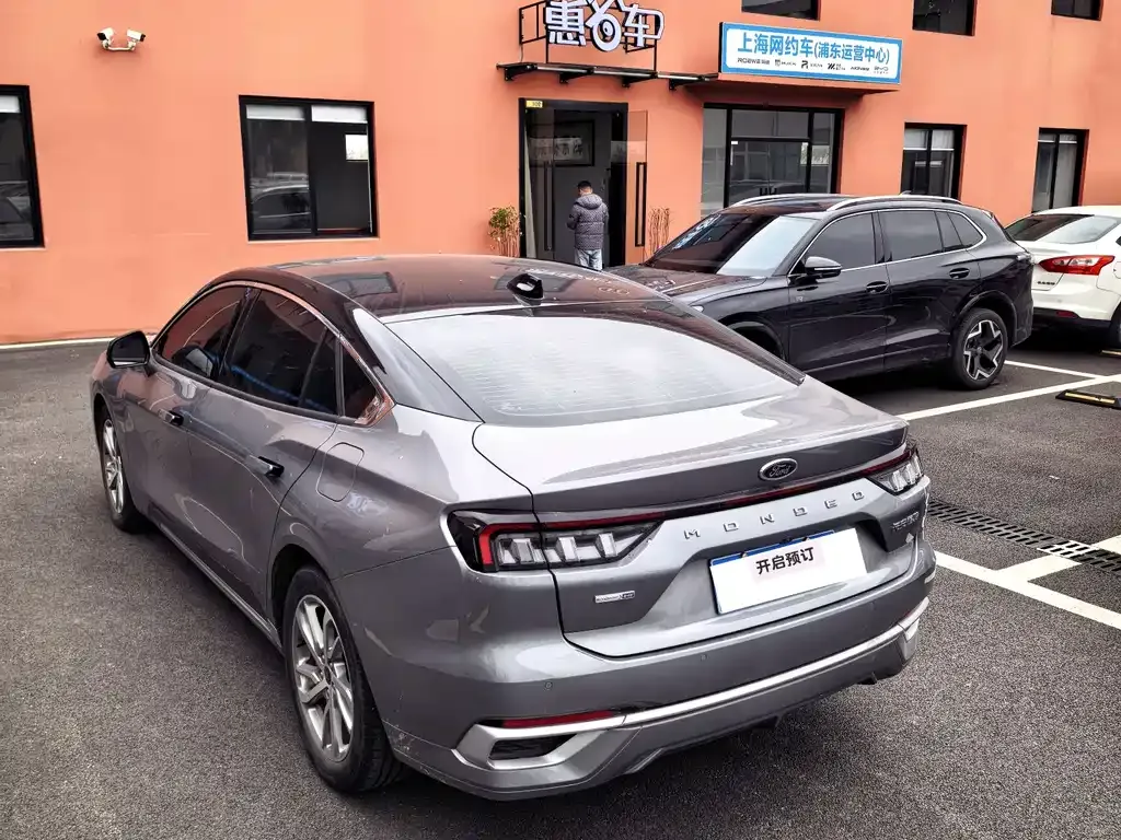 Ford Mondeo 2022 из CN, фото 9