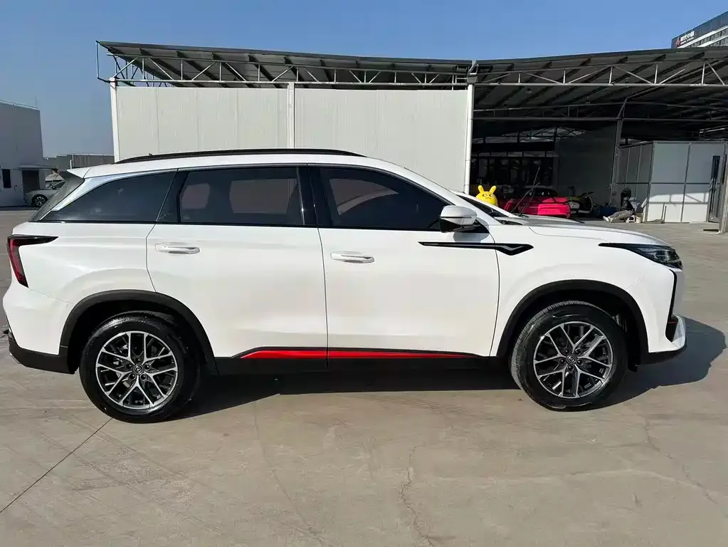 Changan CS75PLUS — фото 4