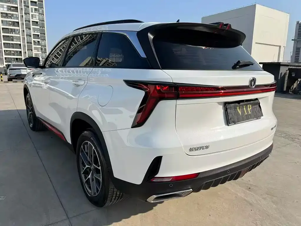 Changan CS75PLUS — фото 10