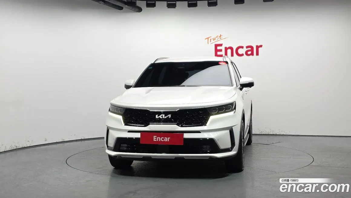Kia Sorento — фото 10