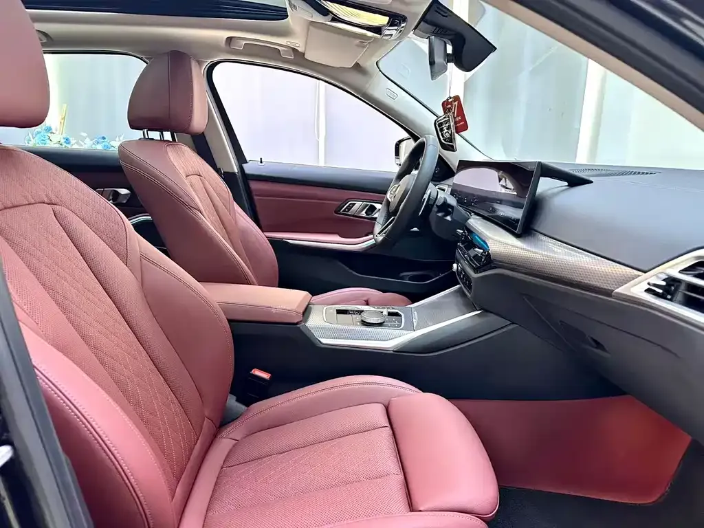 BMW 3 Series 2025 из CN, фото 10