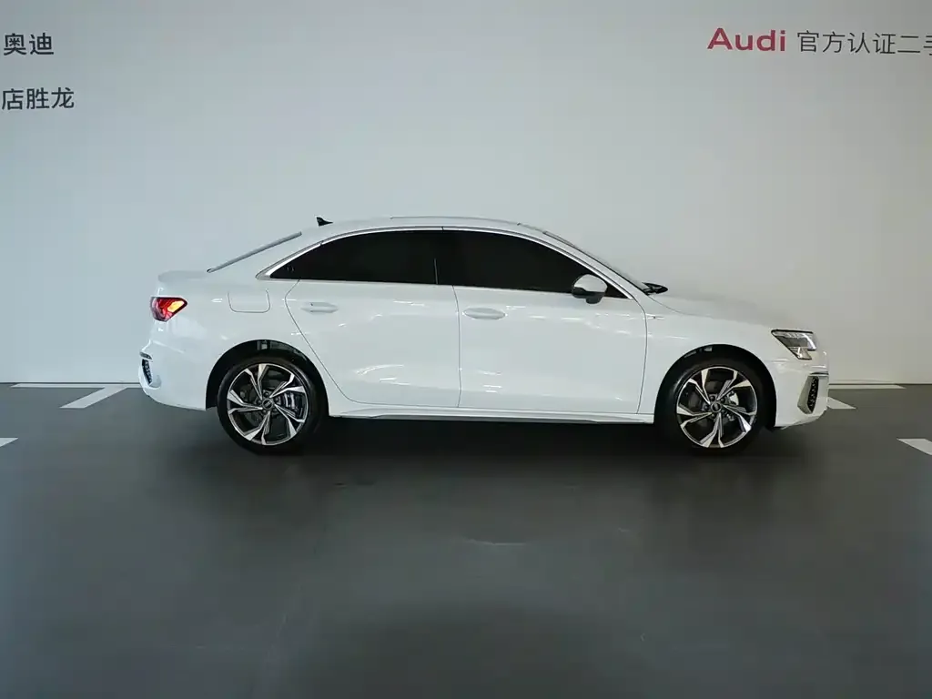 Audi A3 — фото 3