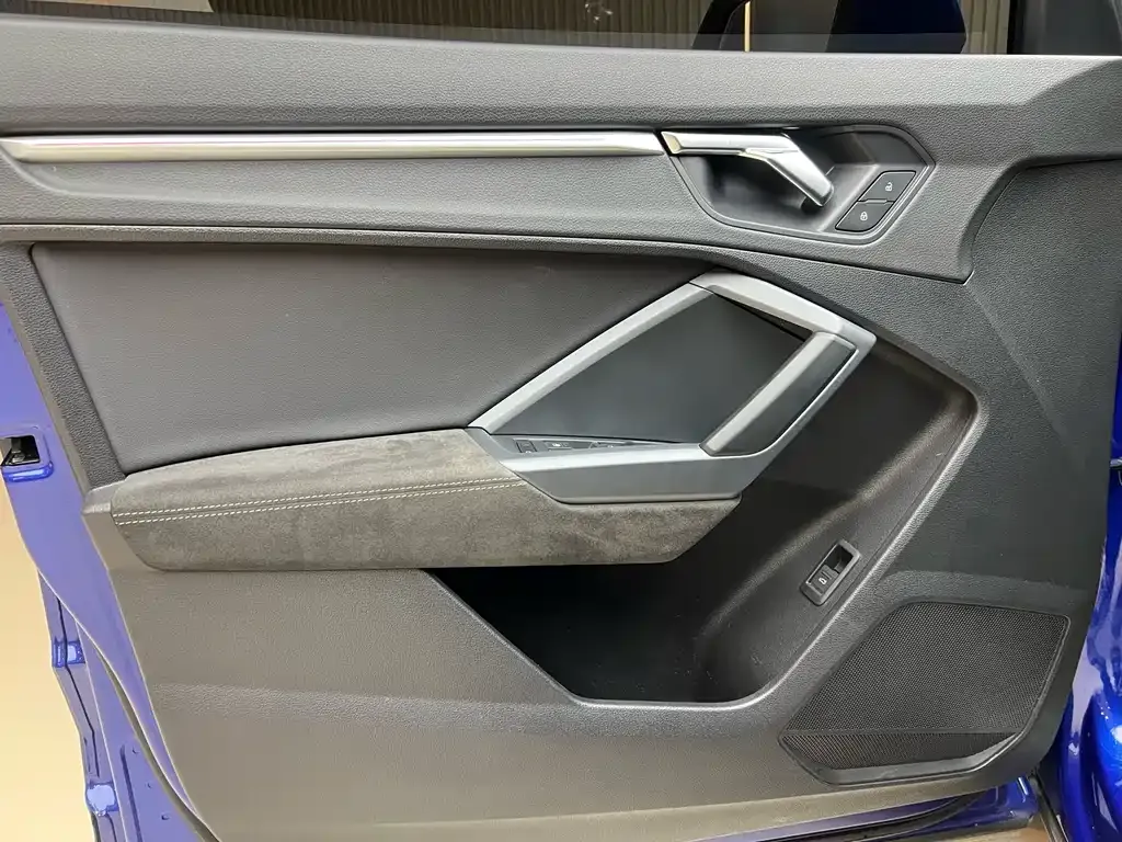 Audi Q3 Sportback — фото 3