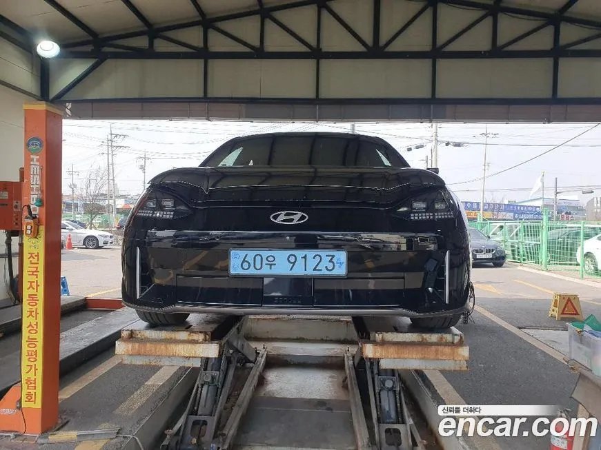 Hyundai Ioniq6 — фото 1