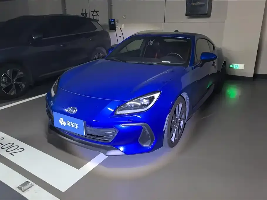 Subaru BRZ 2023 из CN, фото 1