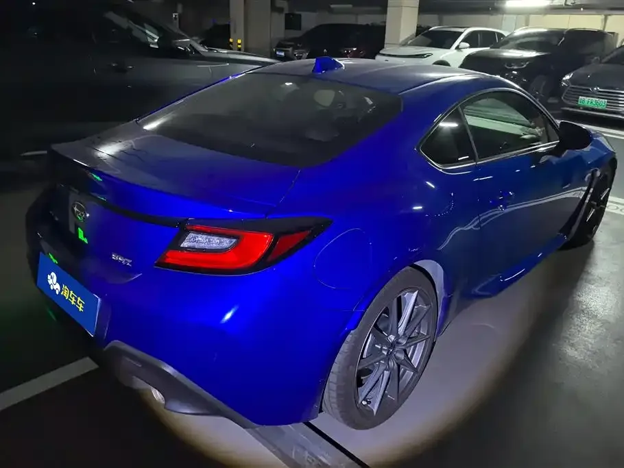 Subaru BRZ 2023 из CN, фото 9