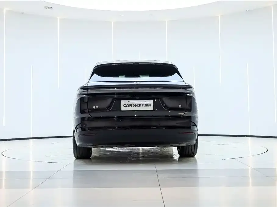 Li Auto i6 — фото 4
