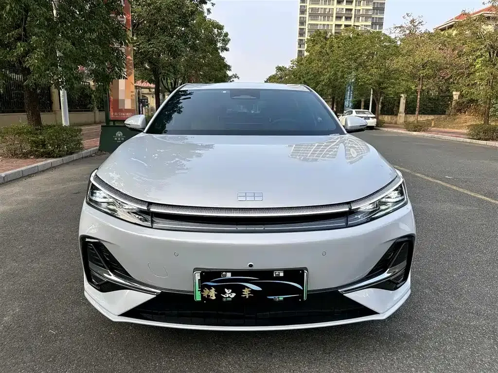 Geely 银河A7 2025 из CN, фото 3