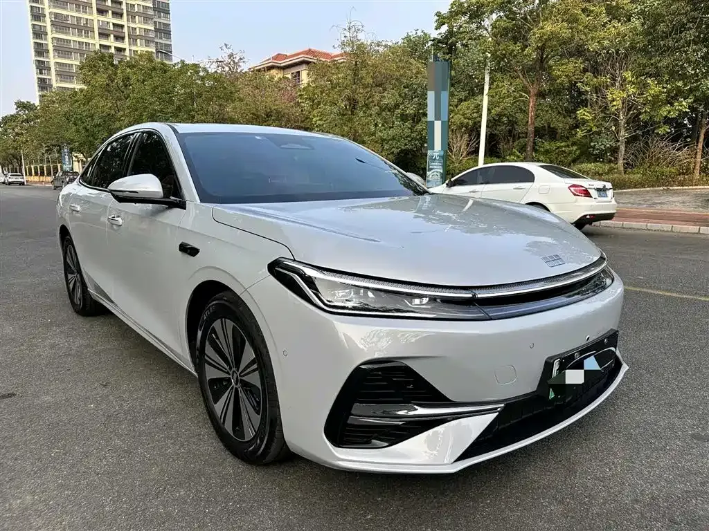 Geely 银河A7 2025 из CN, фото 8