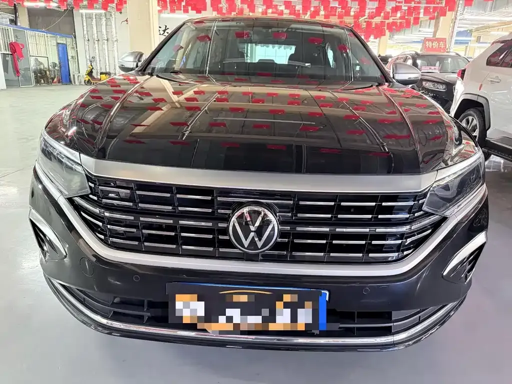Volkswagen Passat — фото 8