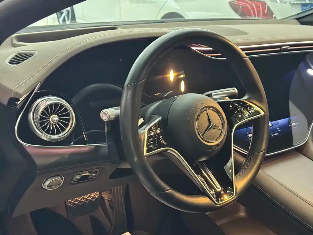 Mercedes-Benz EQS 2023 из CN, фото 2
