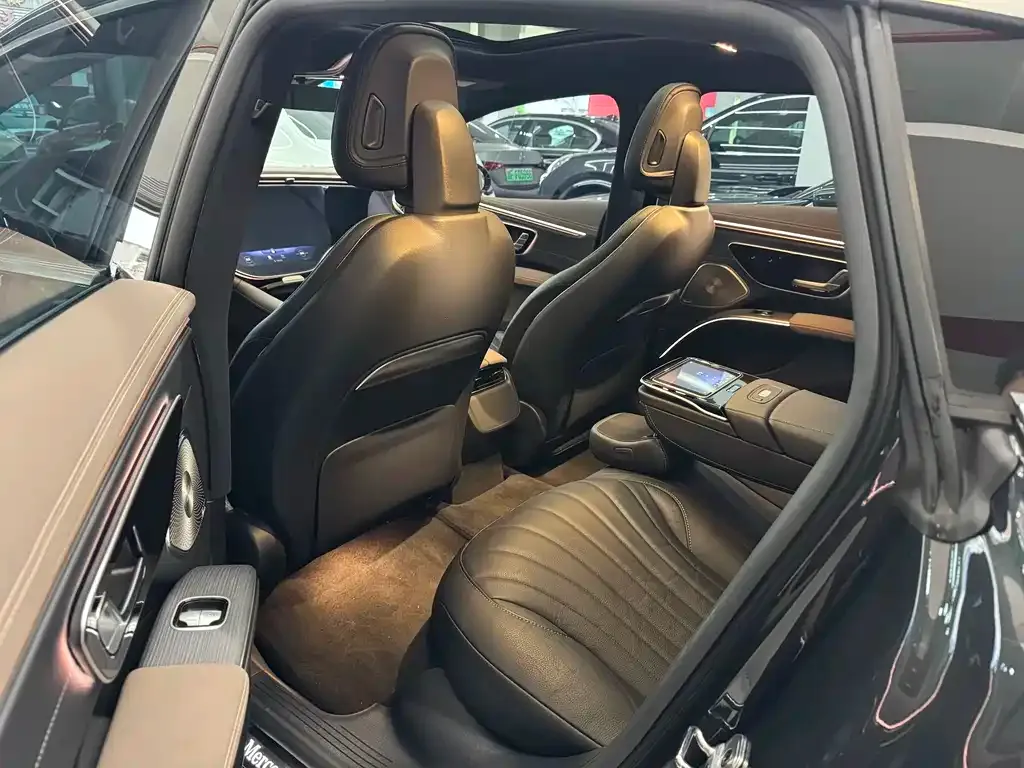 Mercedes-Benz EQS 2023 из CN, фото 7