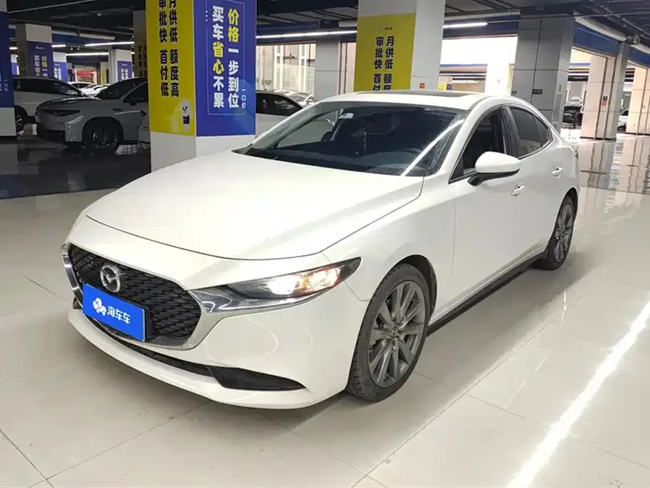 Mazda 3 Axela 2024 из CN, фото 1