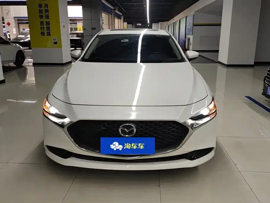 Mazda 3 Axela 2024 из CN, фото 4