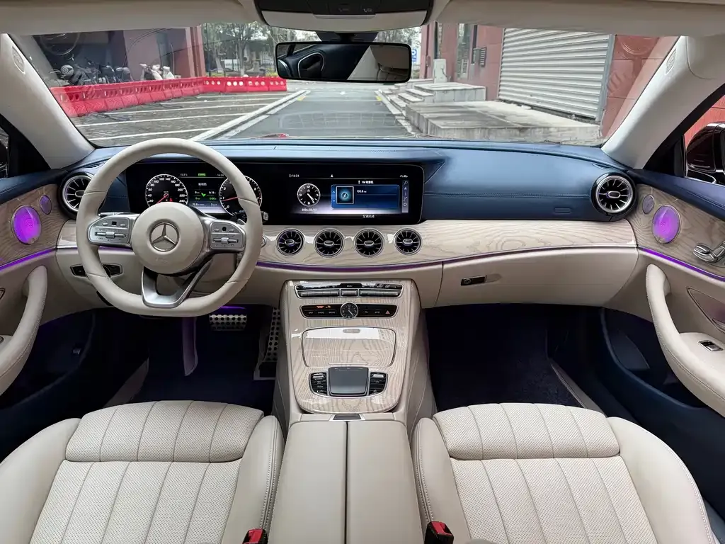 Mercedes-Benz E-Class (Import) — фото 10