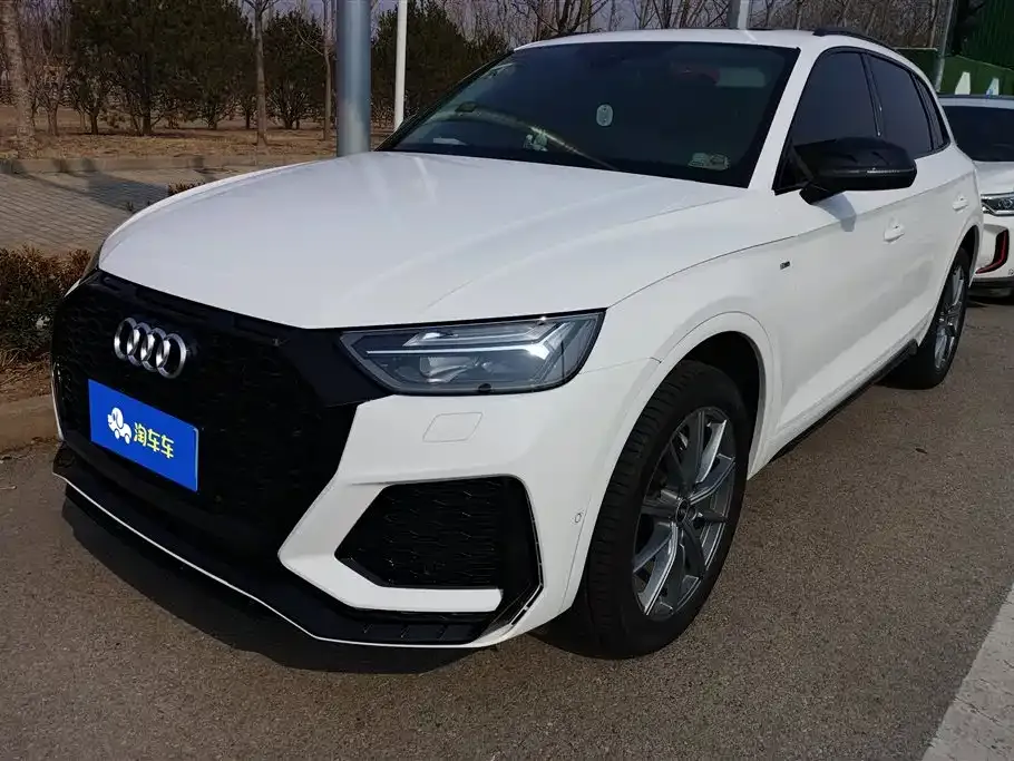 Audi Q5L 2022 из CN, фото 1