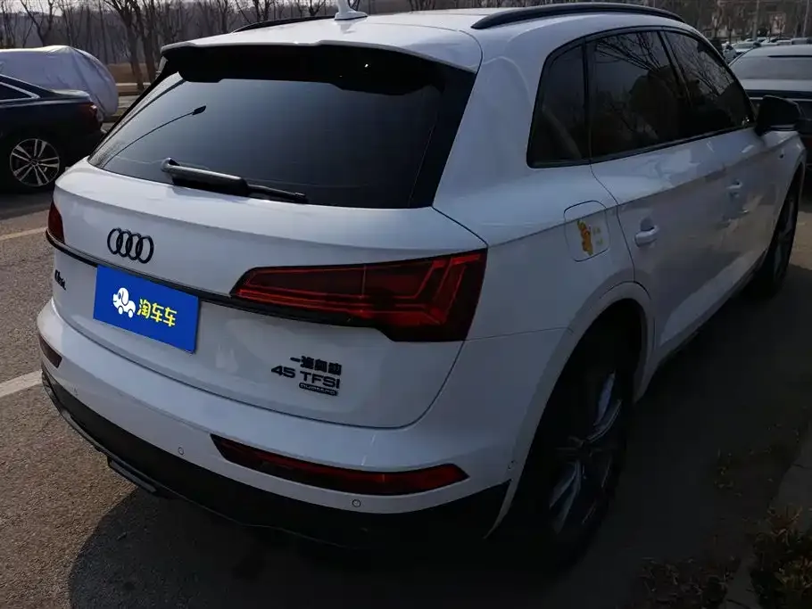 Audi Q5L 2022 из CN, фото 2