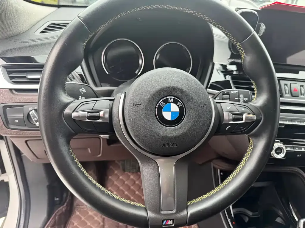 BMW X2 — фото 10