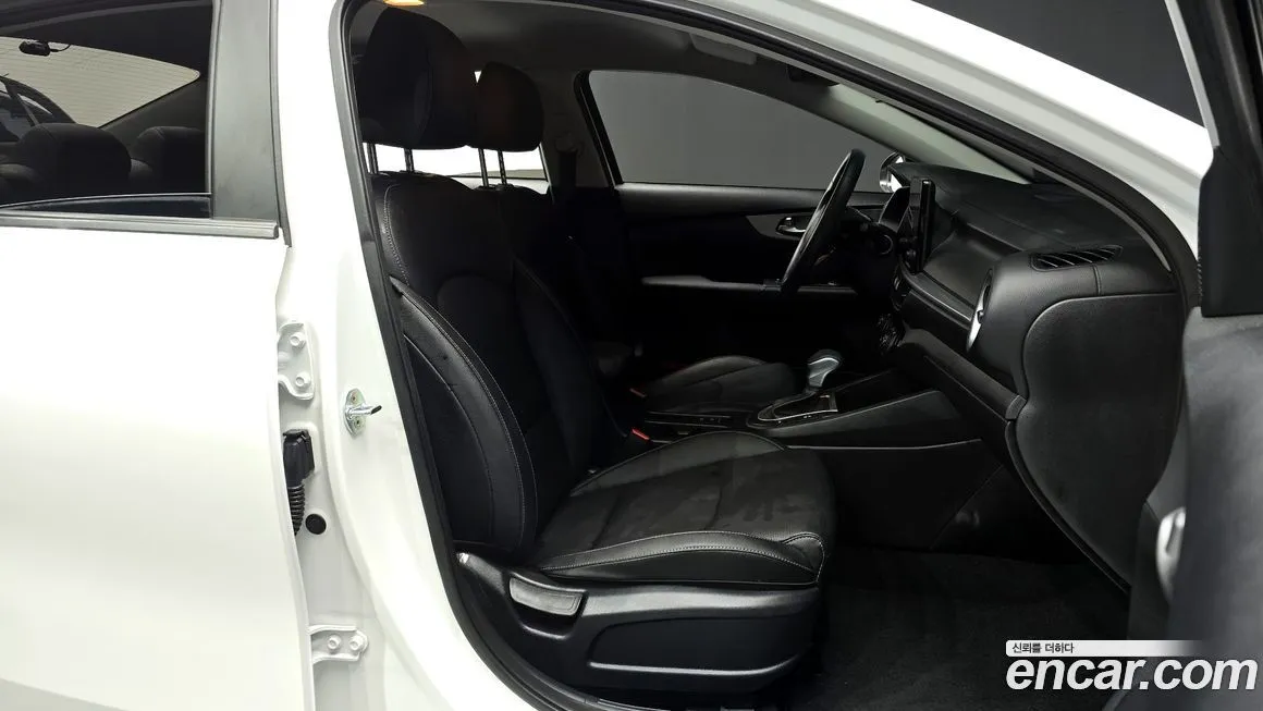 Kia K3 2022 из KR, фото 10