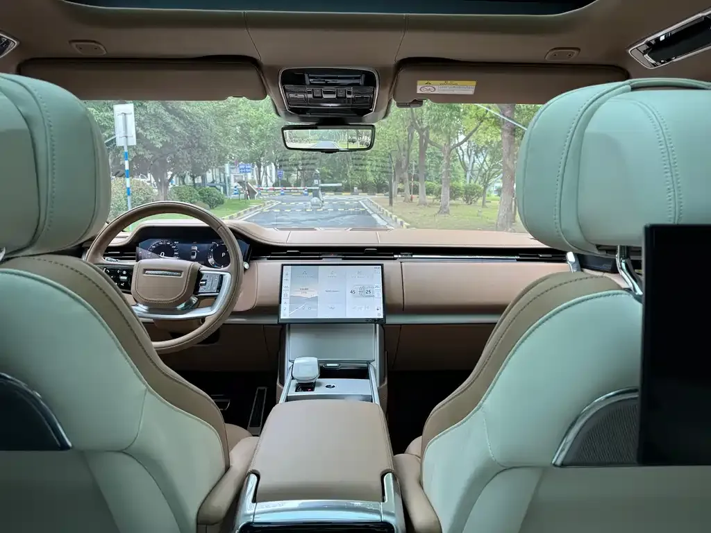 Land Rover Range Rover 2024 из CN, фото 3