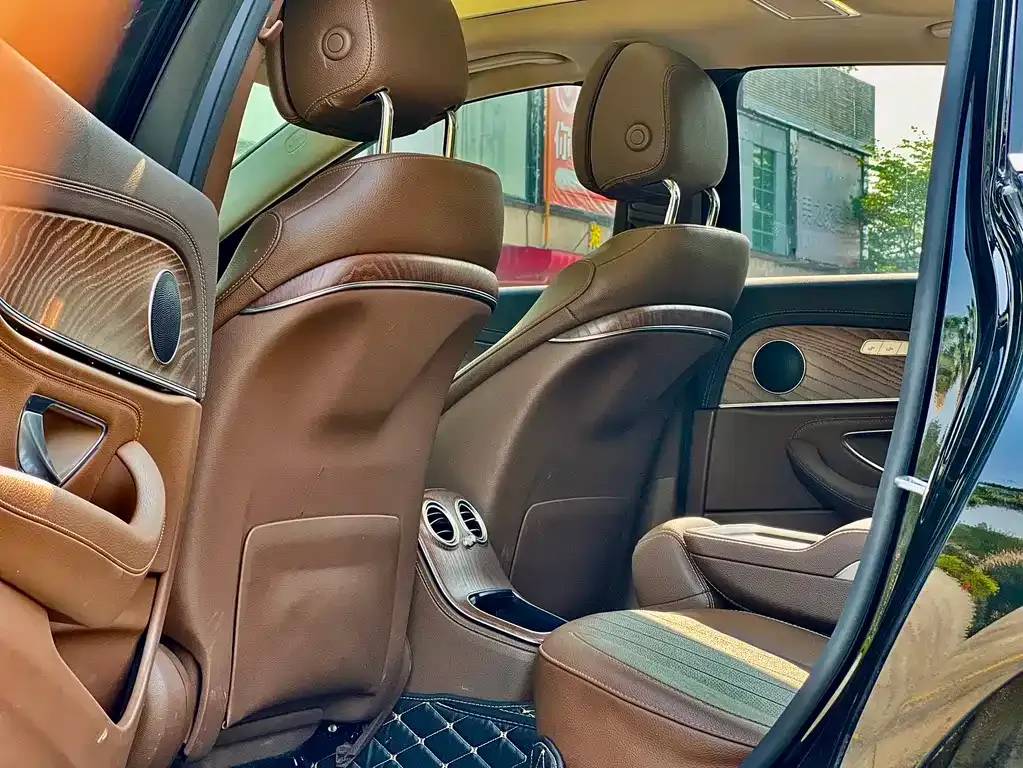 Mercedes-Benz E-Class 2023 из CN, фото 2