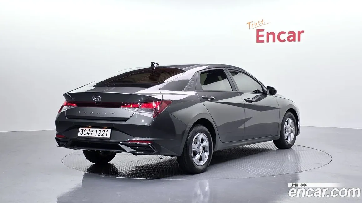 Hyundai AVANTE — фото 2