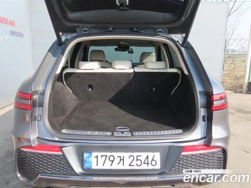 Genesis GV70 2023 из KR, фото 10