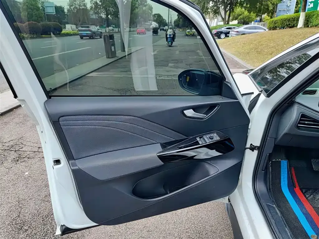 Volkswagen ID.3 2024 из CN, фото 7