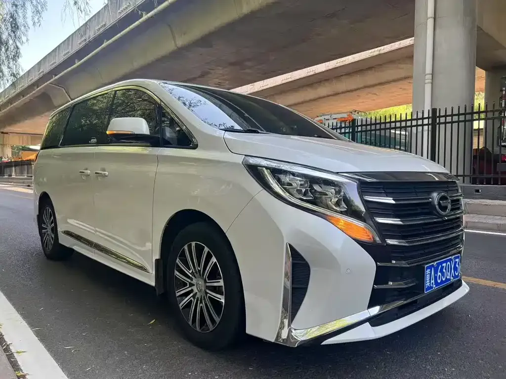 GAC Motor Trumpchi M8 — фото 3