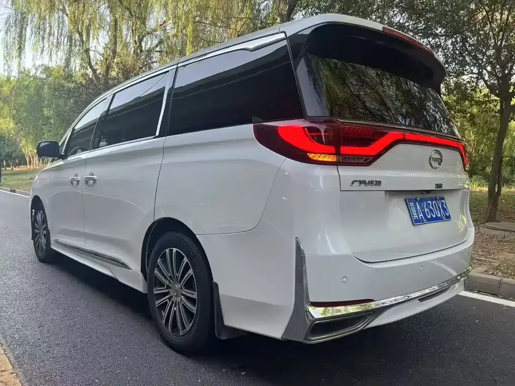 GAC Motor Trumpchi M8 — фото 9