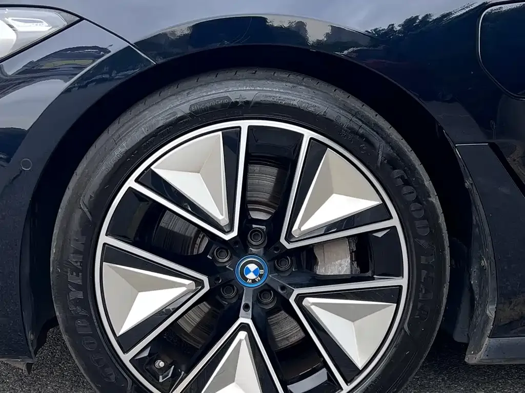 BMW i3 2024 из CN, фото 3