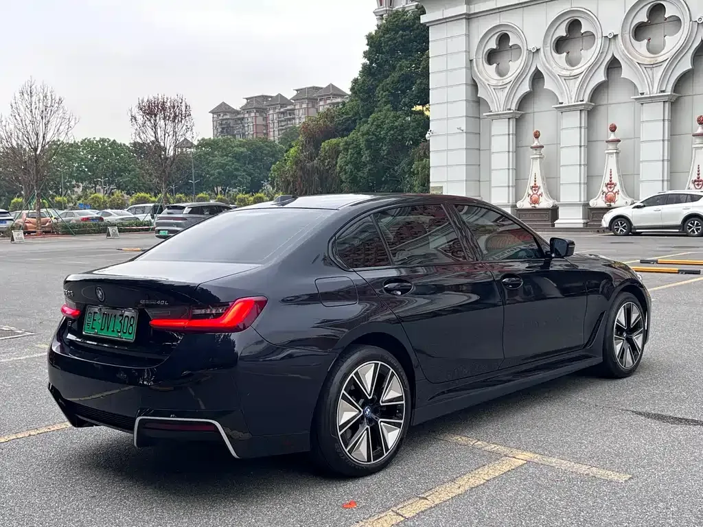 BMW i3 2024 из CN, фото 6