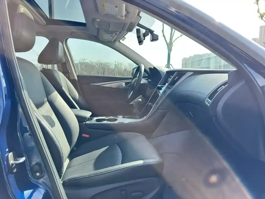Infiniti Q50L 2022 из CN, фото 5