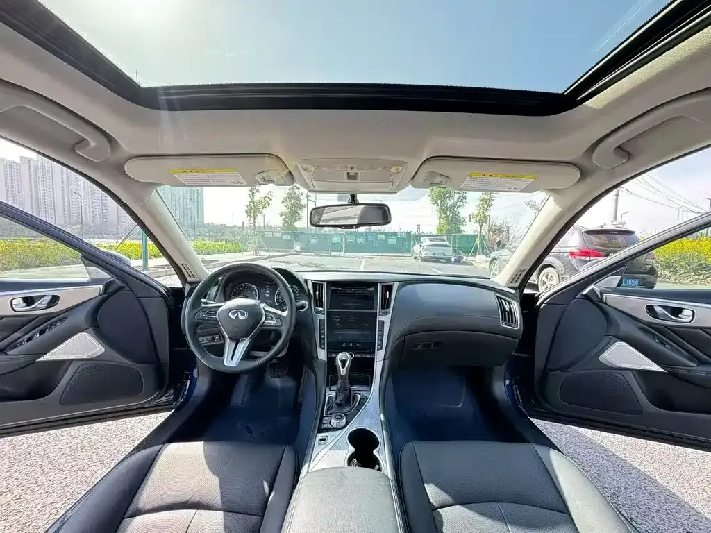 Infiniti Q50L 2022 из CN, фото 9