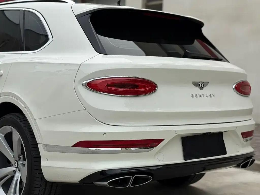 Bentley Bentayga 2021 из CN, фото 5