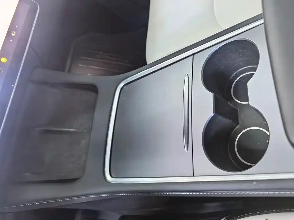 Tesla Model Y 2022 из CN, фото 10