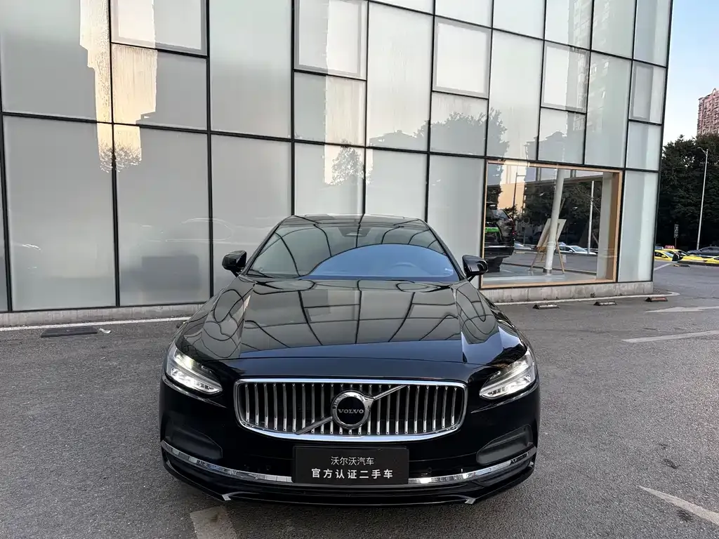 Volvo S90 — фото 9