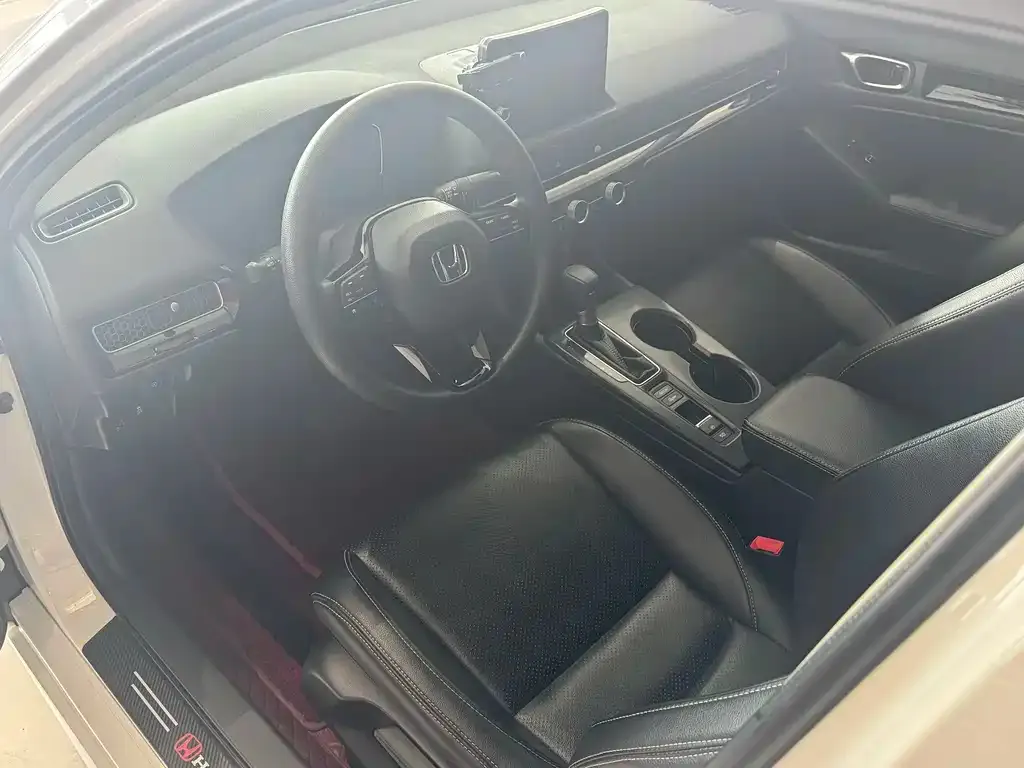 Honda Civic 2023 из CN, фото 8