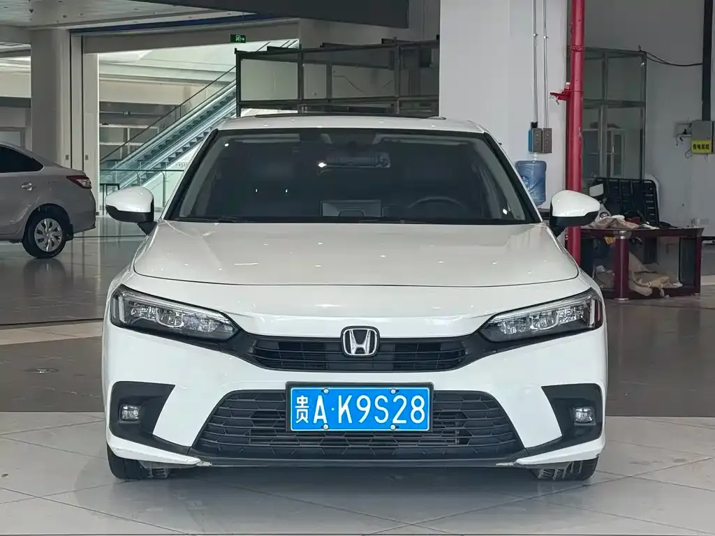 Honda Civic 2023 из CN, фото 2