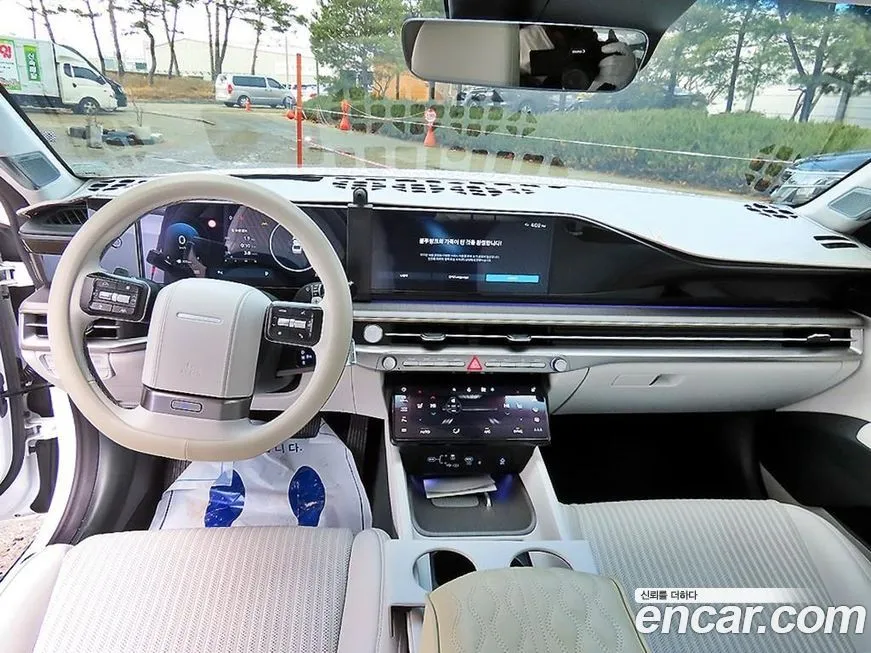 Hyundai Grandeur — фото 1