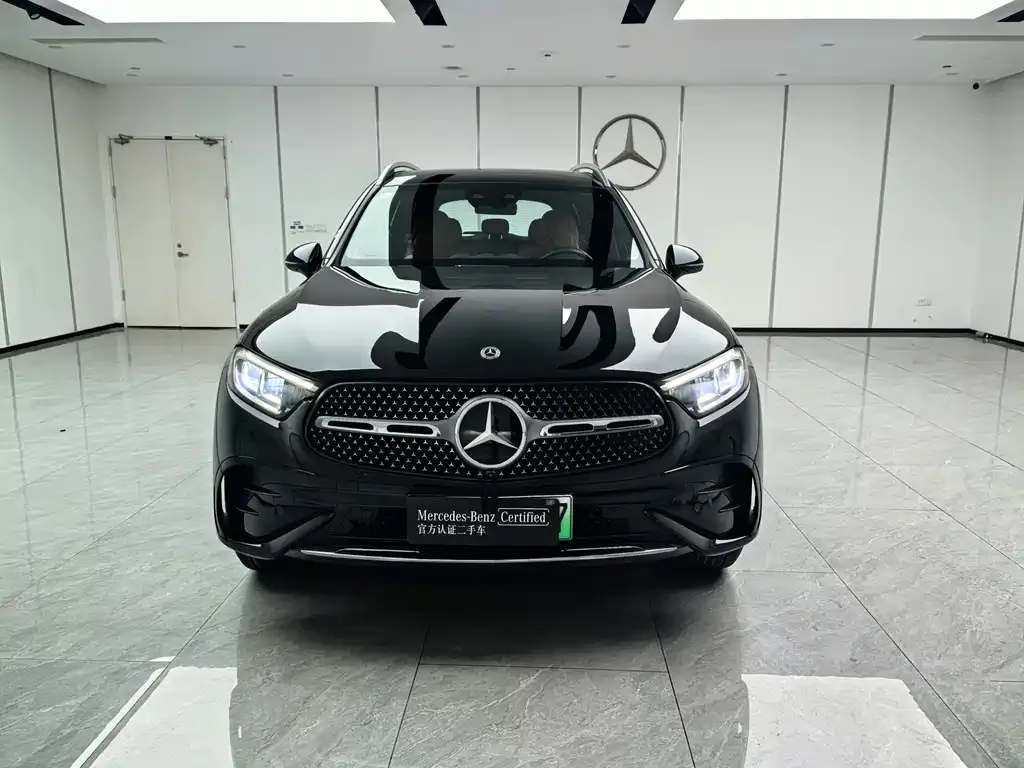 Mercedes-Benz GLC PHEV — фото 10
