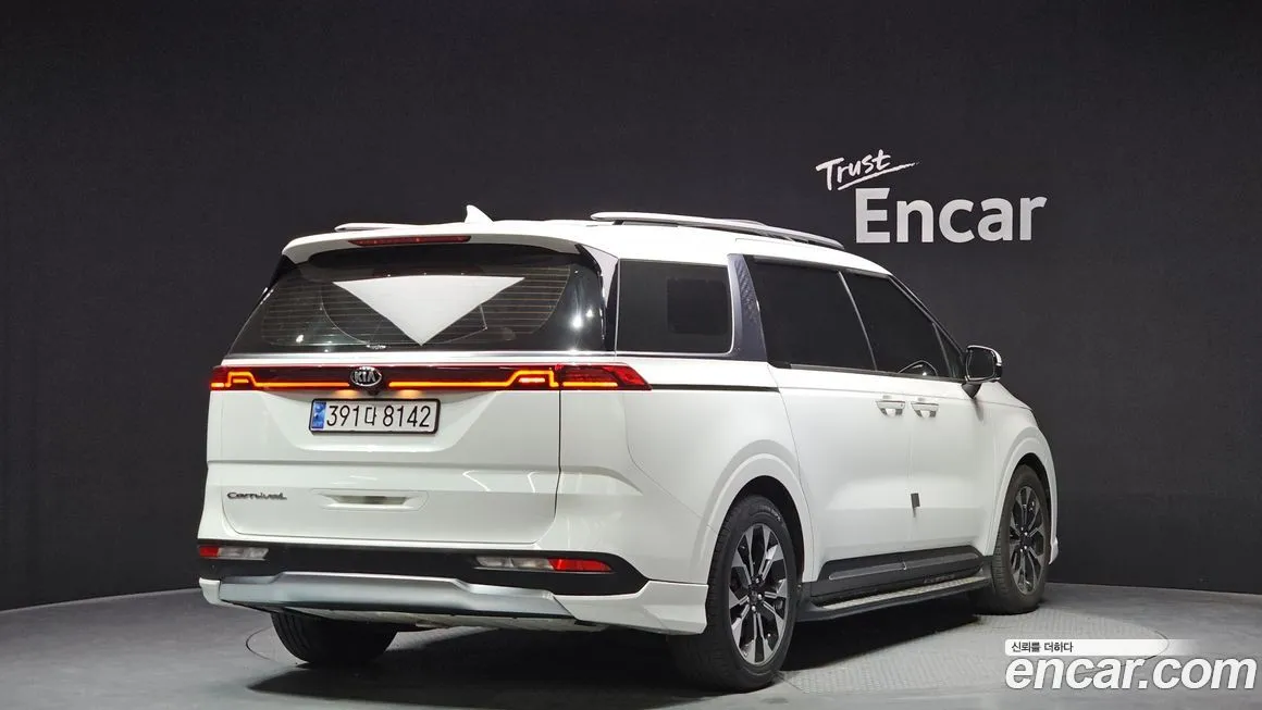 Kia Carnival 2021 из KR, фото 2