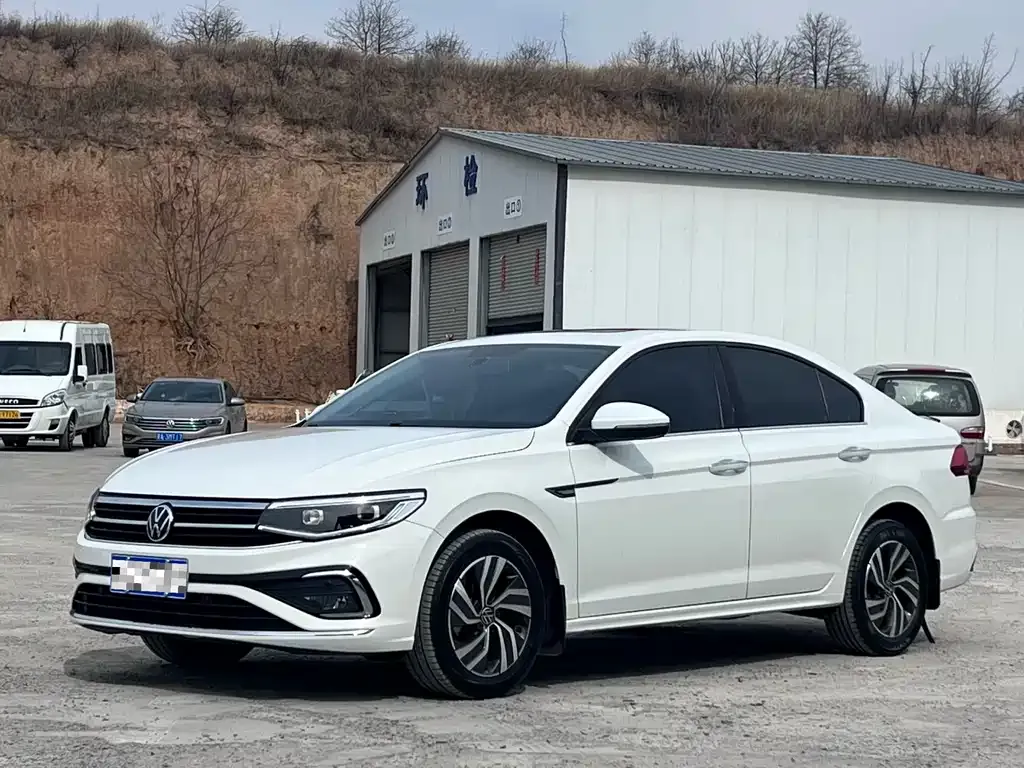 Volkswagen Bora 2023 из CN, фото 1