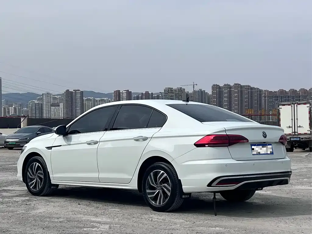 Volkswagen Bora 2023 из CN, фото 3