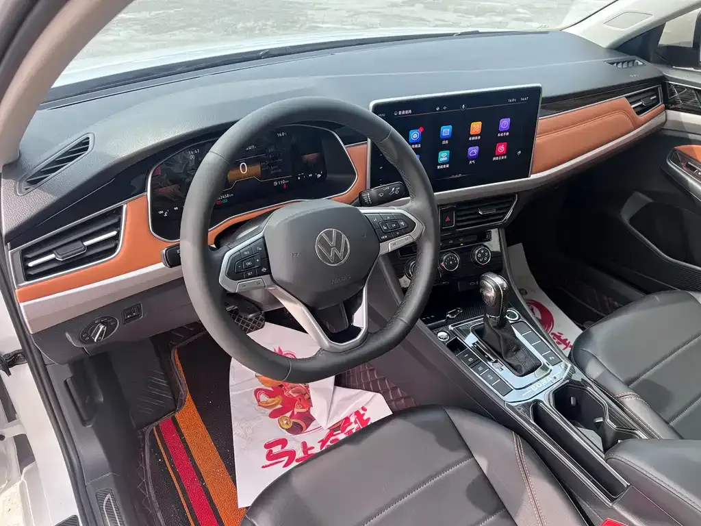 Volkswagen Bora 2023 из CN, фото 7