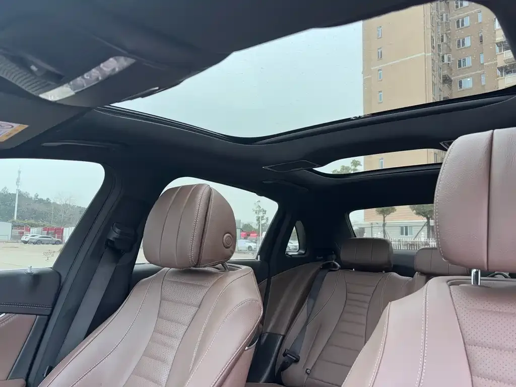 Mercedes-Benz E-Class 2022 из CN, фото 10